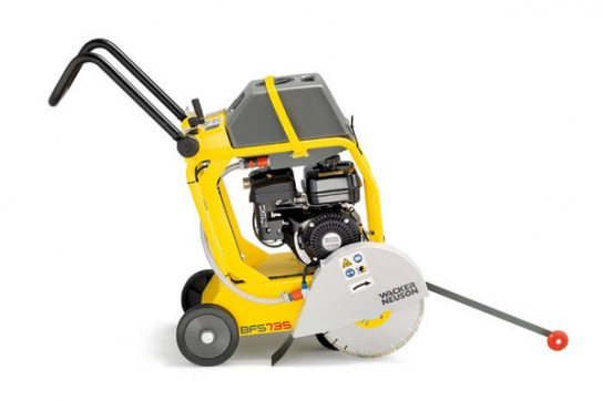 Нарезчик швов бензиновый Wacker Neuson BFS 735 A по выгодной цене в Магнитогорске. Надежное качество и лучшие условия ждут вас.